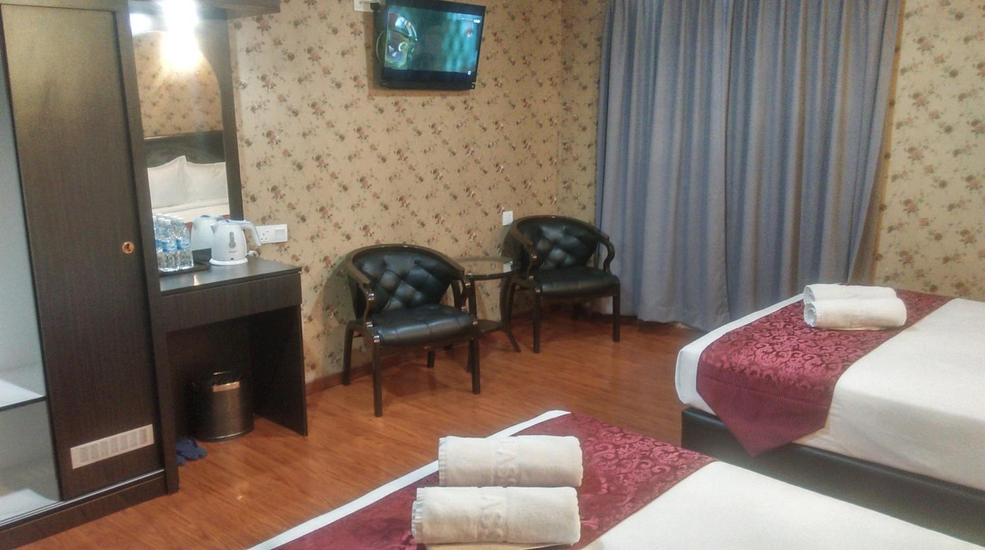 Classic Kinabalu Hotel Kota Kinabalu Room photo